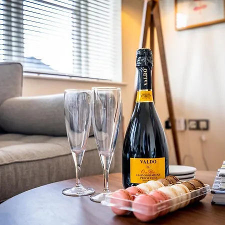 10 The Tannery * York